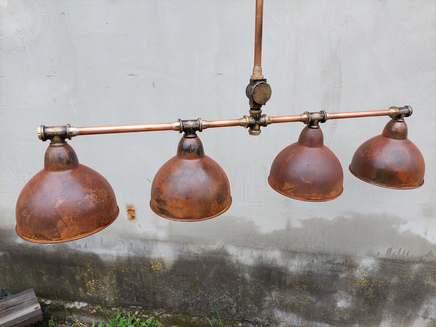 Rustic  pendant chandelier.Industrial pendant light for kitchen island and dining table. Pendant light